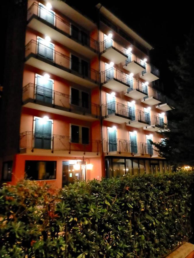 Hotel B&B Des Bains Milano Marittima Eksteriør bilde
