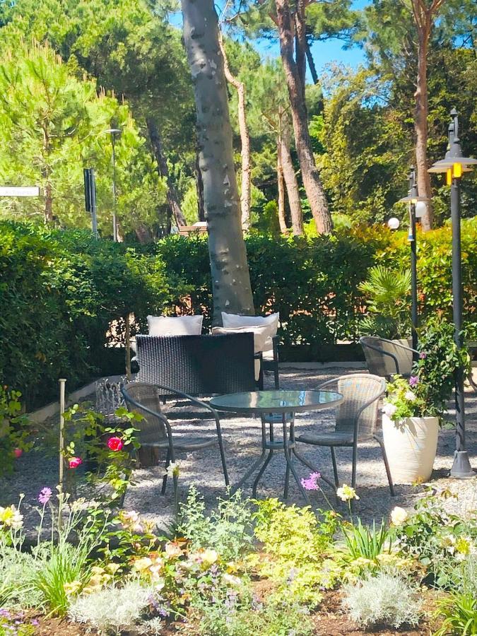 Hotel B&B Des Bains Milano Marittima Eksteriør bilde
