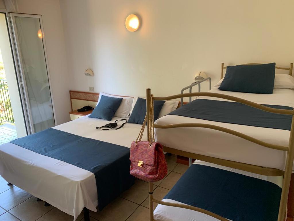Hotel B&B Des Bains Milano Marittima Eksteriør bilde